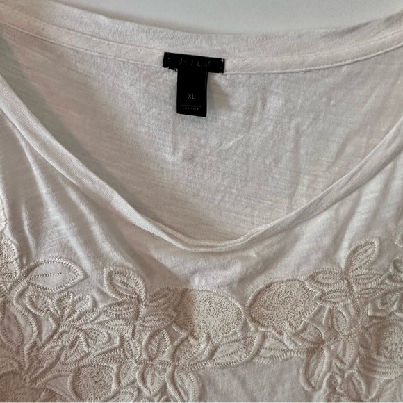 XL JCrew scoop neck white 3/4 length sleeve shirt with floral detail - Picture 5 of 6